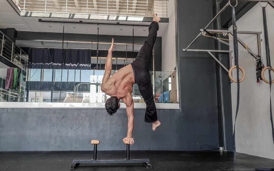 hand-balancing